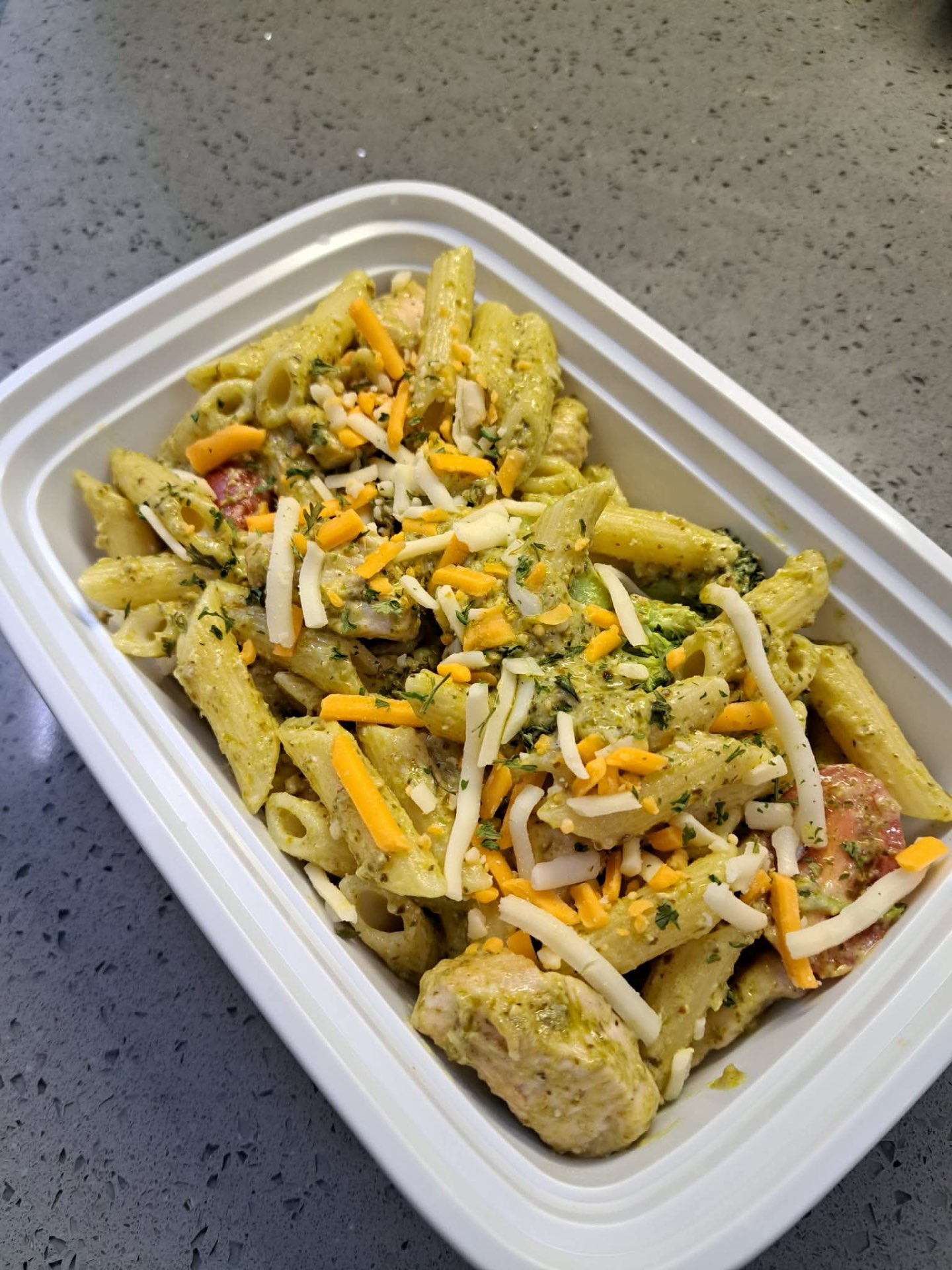 Pesto Pasta with Chicken & Cheese